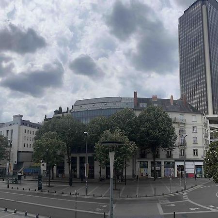 Studio Duquesne 1/2 Pers Nantes Bagian luar foto