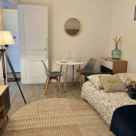 Studio Duquesne 1/2 Pers Nantes Bagian luar foto